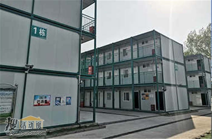 河北省承德市雙灤區(qū)康泰中西醫(yī)診所西側(cè)70米二手標準箱式房出售出售